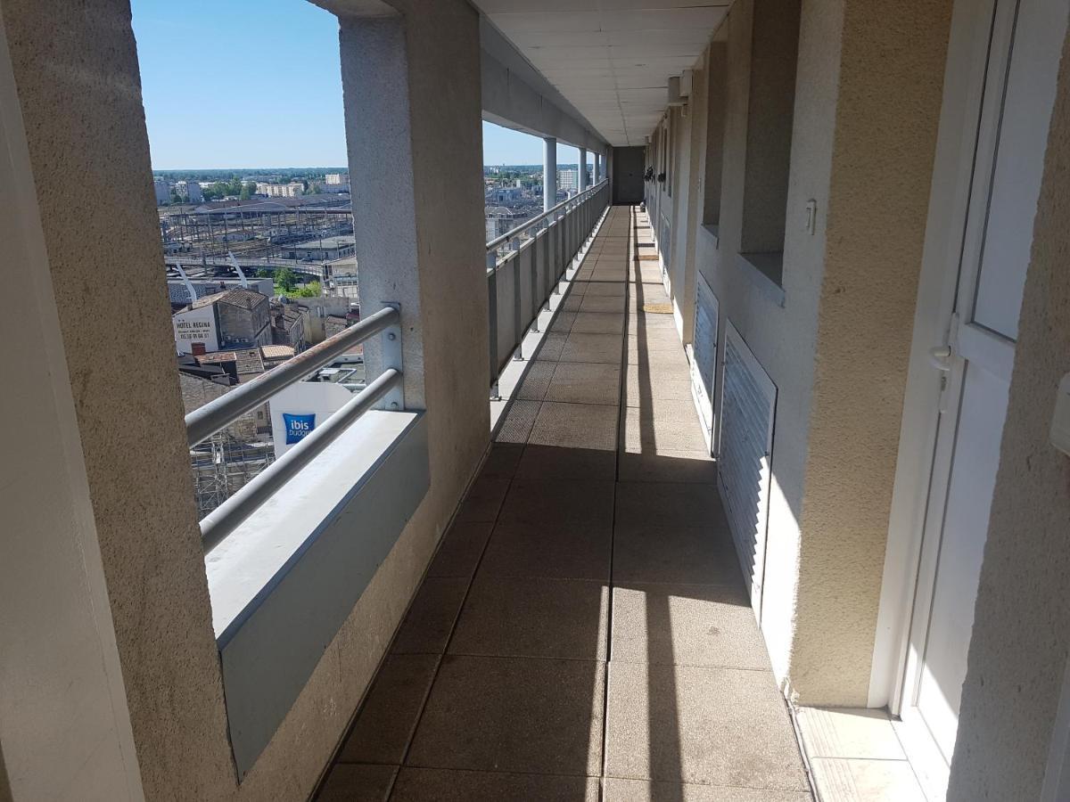 Chambre Chez L'Habitant Face A La Gare De Bordeaux Exteriör bild
